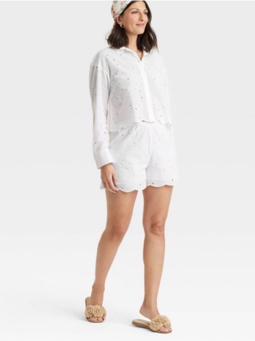 A New Day Women's High-Rise Eyelet Boxer Pull-On White Shorts Size Large NWT